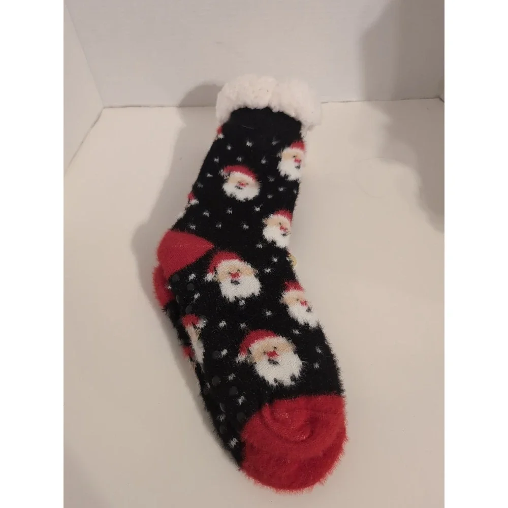 NWT Gold Medal International Santa Christmas Gripper Socks Sherpa‎ Tops Size 5-9